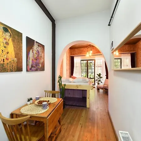 Wooden Style Ac Galata 아파트 *