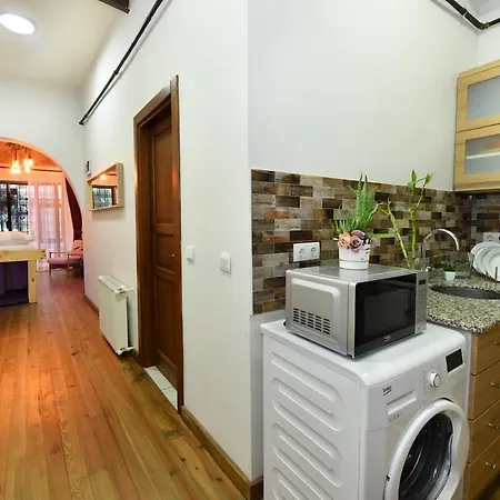 Апартаменты Wooden Style Ac Galata *