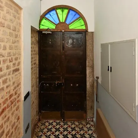 Wooden Style Ac Galata Стамбул
