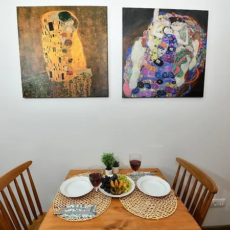 Wooden Style Ac Galata